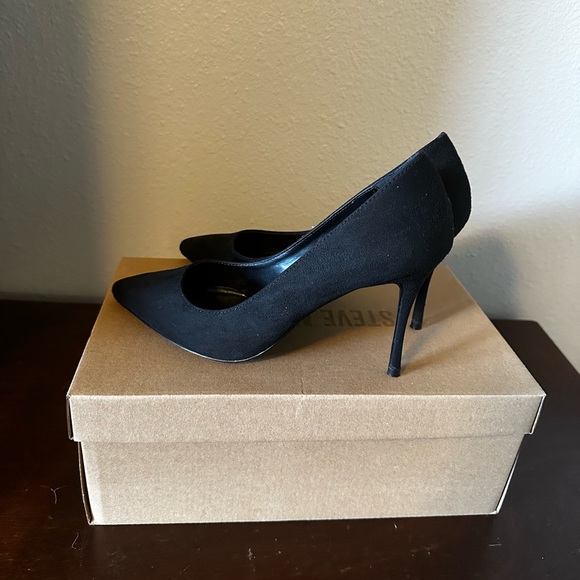Steve Madden Gracie Black Heels - Picture 2 of 5